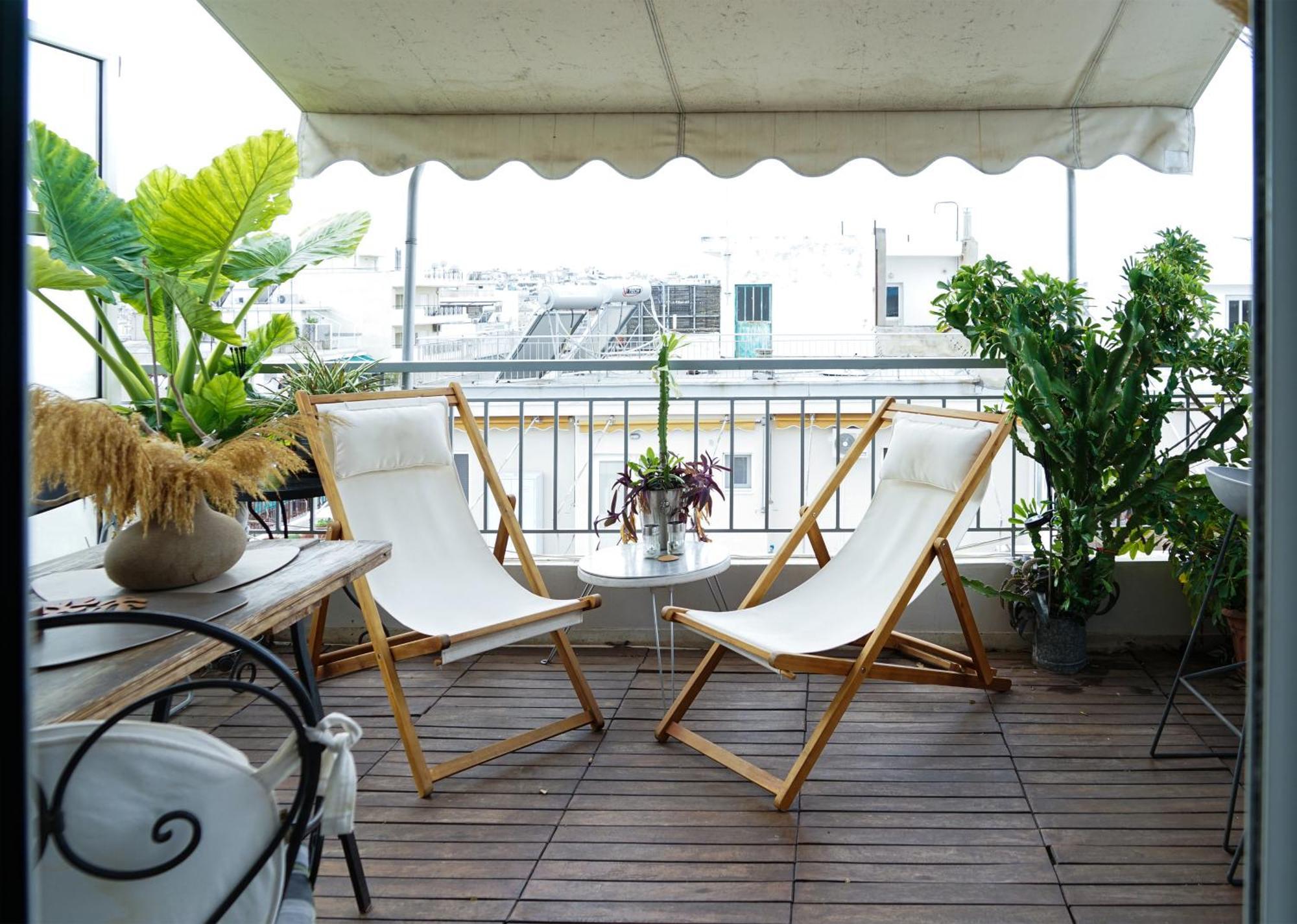 Small & Cozy With Acropolis & Lycabettus View Athens Ngoại thất bức ảnh