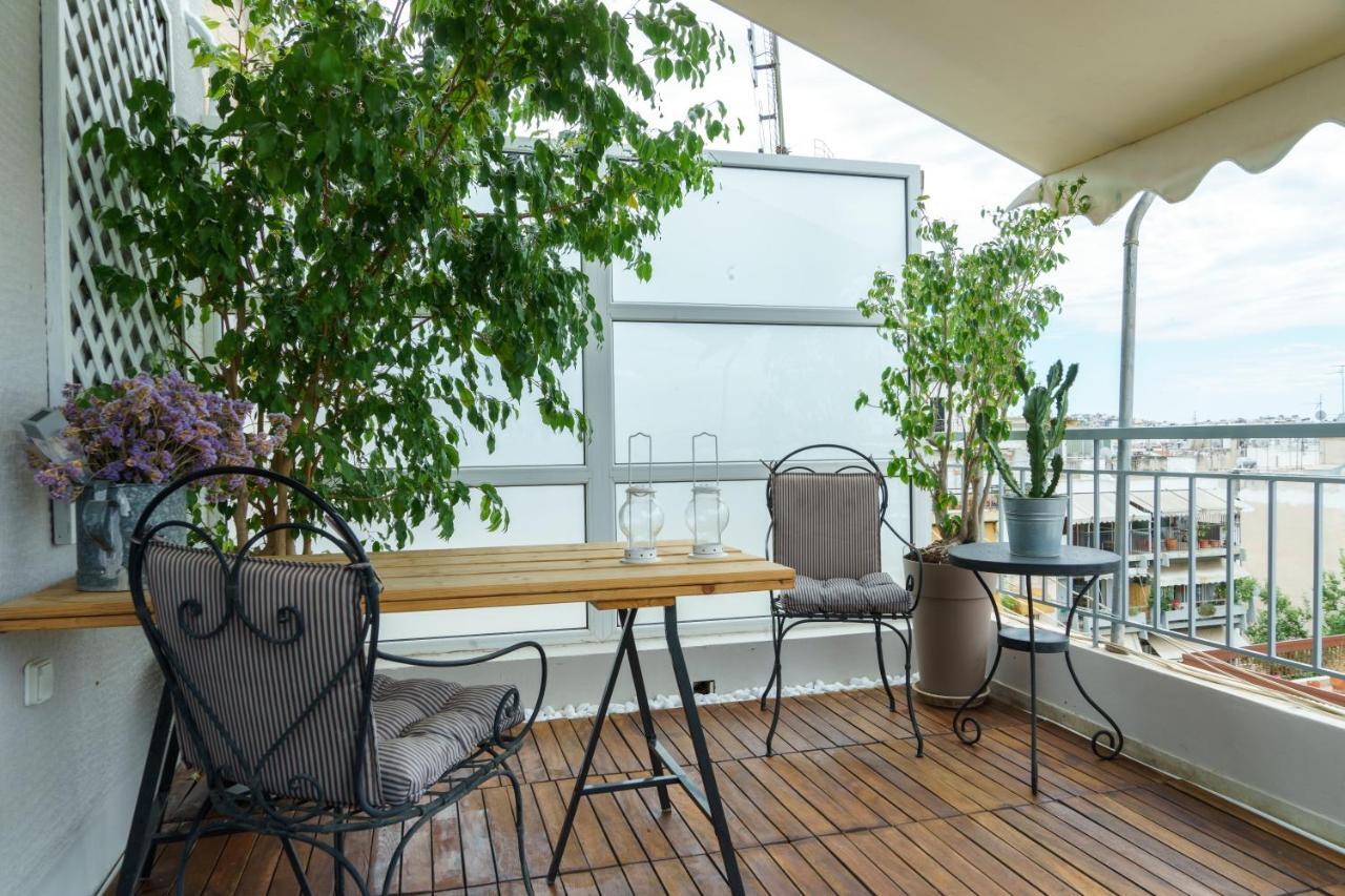 Small & Cozy With Acropolis & Lycabettus View Athens Ngoại thất bức ảnh